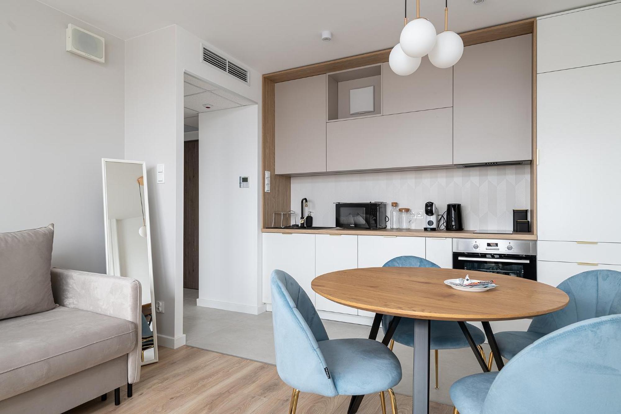 Rentplanet - Apartamenty Pileckiego Варшава Екстериор снимка